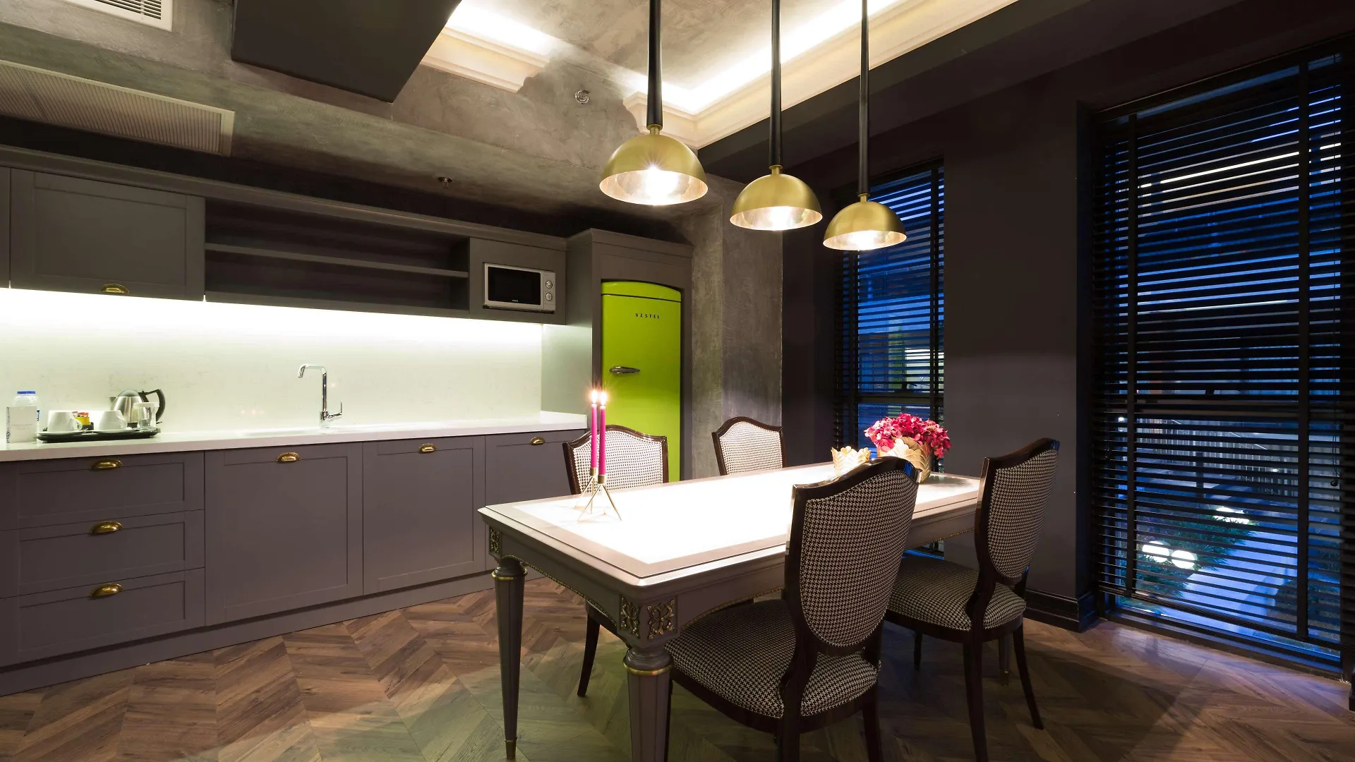 Doubletree By Hilton Izmir Airport Hotel