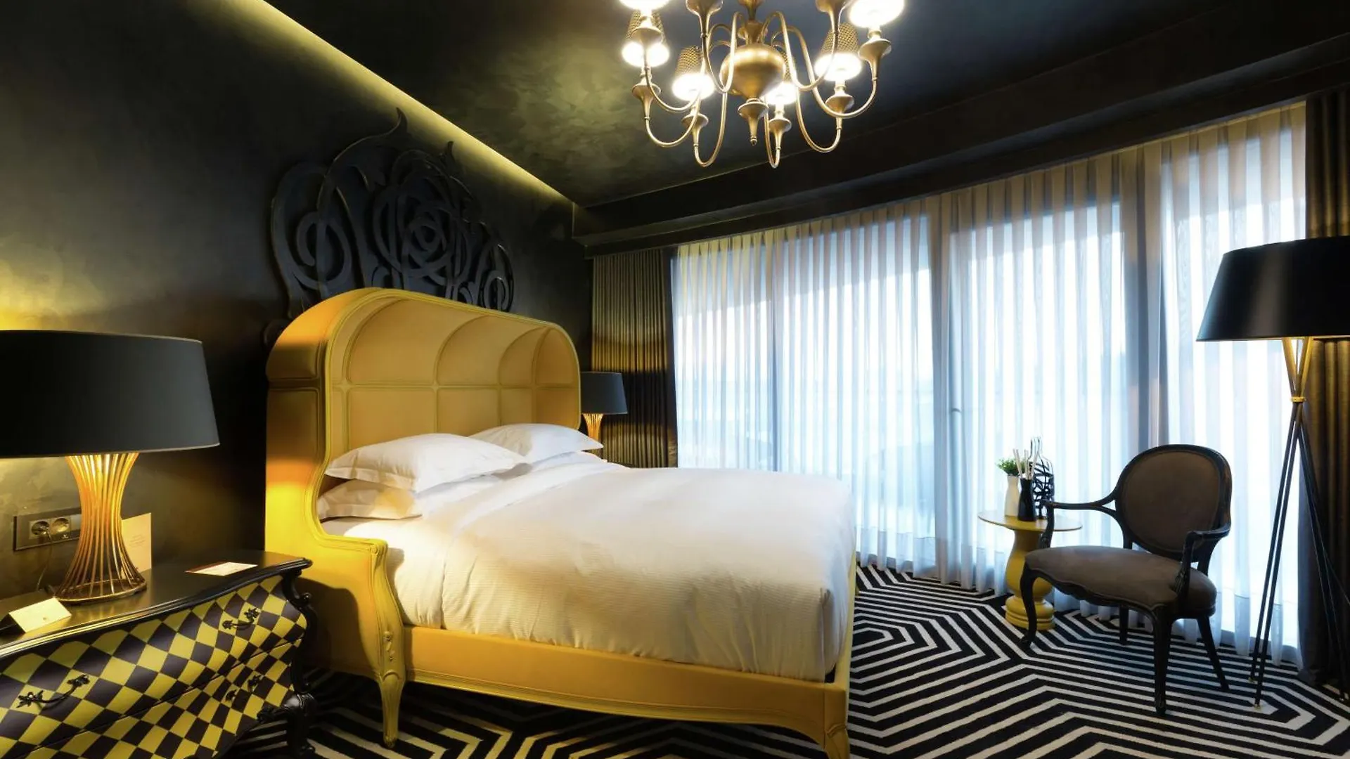 Doubletree By Hilton Izmir Airport Hotel