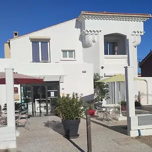 Le Calypso 2* Hyères