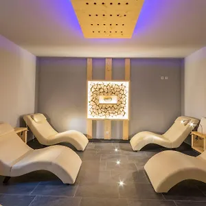 https://hotel-waldhof.com-bavaria.com