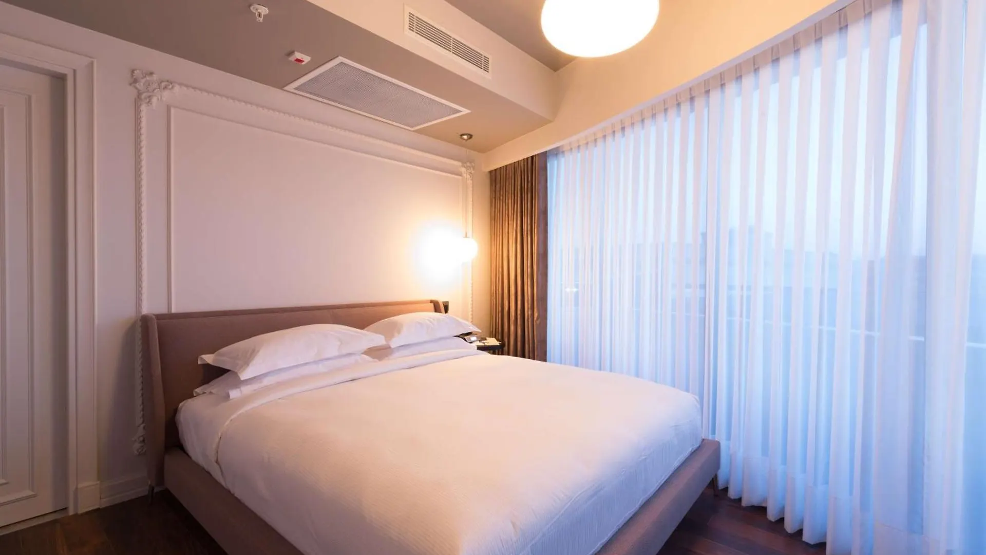 Hotel Doubletree By Hilton Izmir Airport