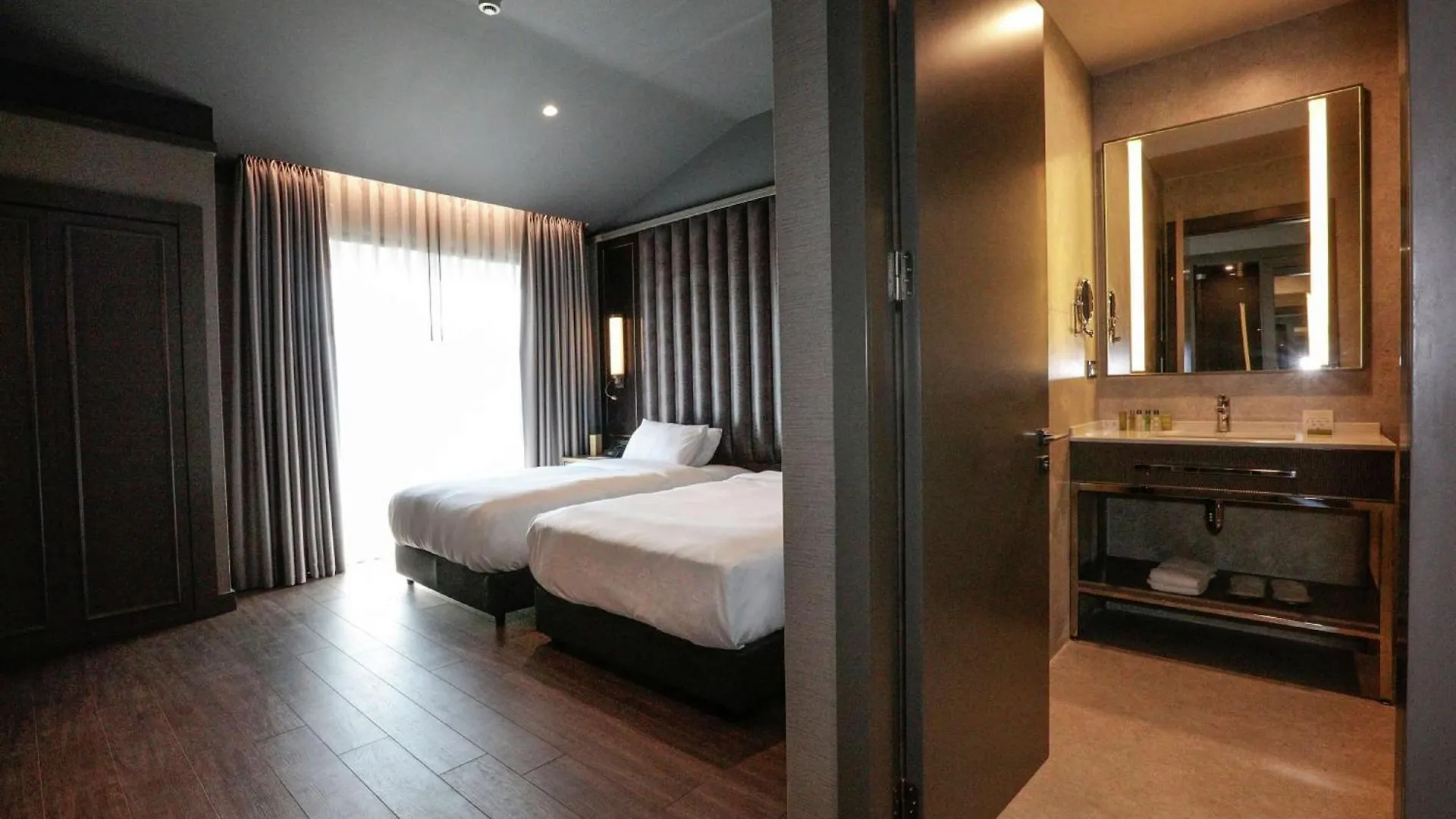 Doubletree By Hilton Izmir Airport Hotel 4*,  Turcia